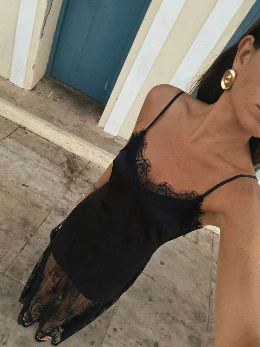 Noelle™ | Lace Trim Maxi Dress
